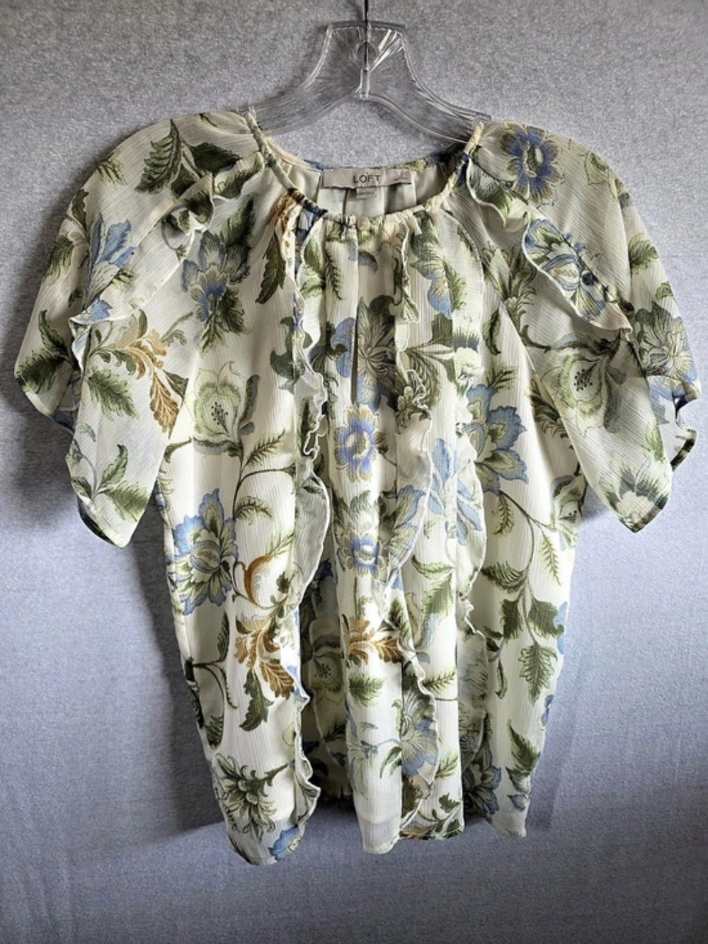 LOFT Floral Ruffle Blouse in White & Blue XS Petite